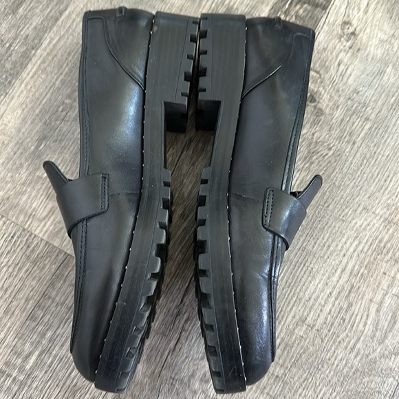 Vince Camuto Casual Golinda Loafers - Picture 2 of 7